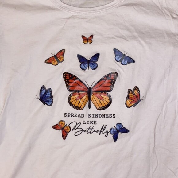 SHEIN Butterfly And Slogan Graphic Tee - Picture 4 of 6